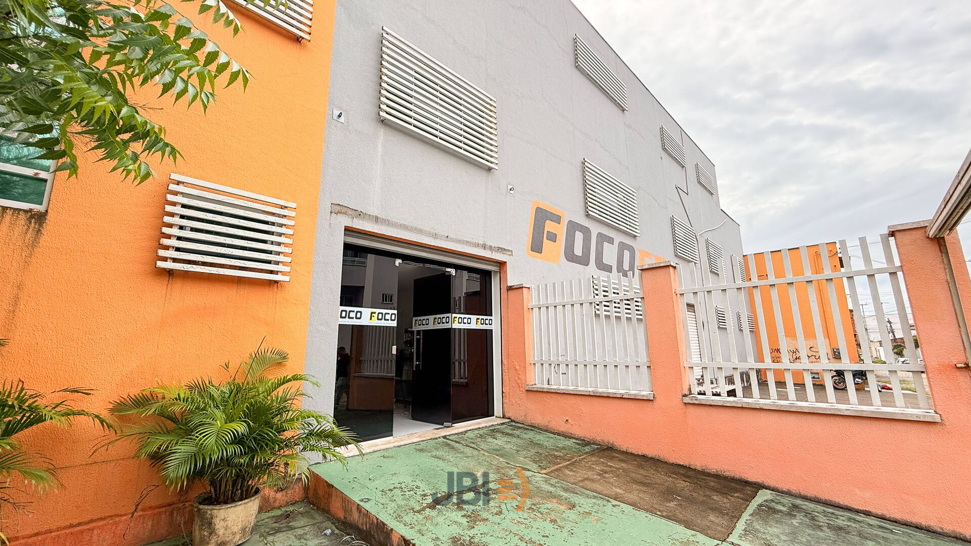 Depósito-Galpão-Armazém à venda e aluguel, 1000m² - Foto 2