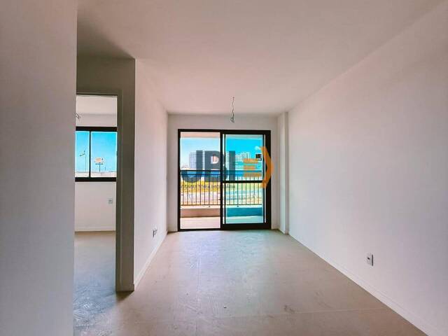 Apartamento para Venda em Fortaleza - 5