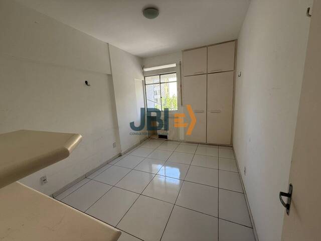 Apartamento para Venda em Fortaleza - 5