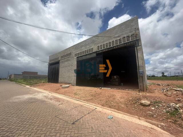 #JBI79 - Sala para Venda em Eusébio - CE - 2