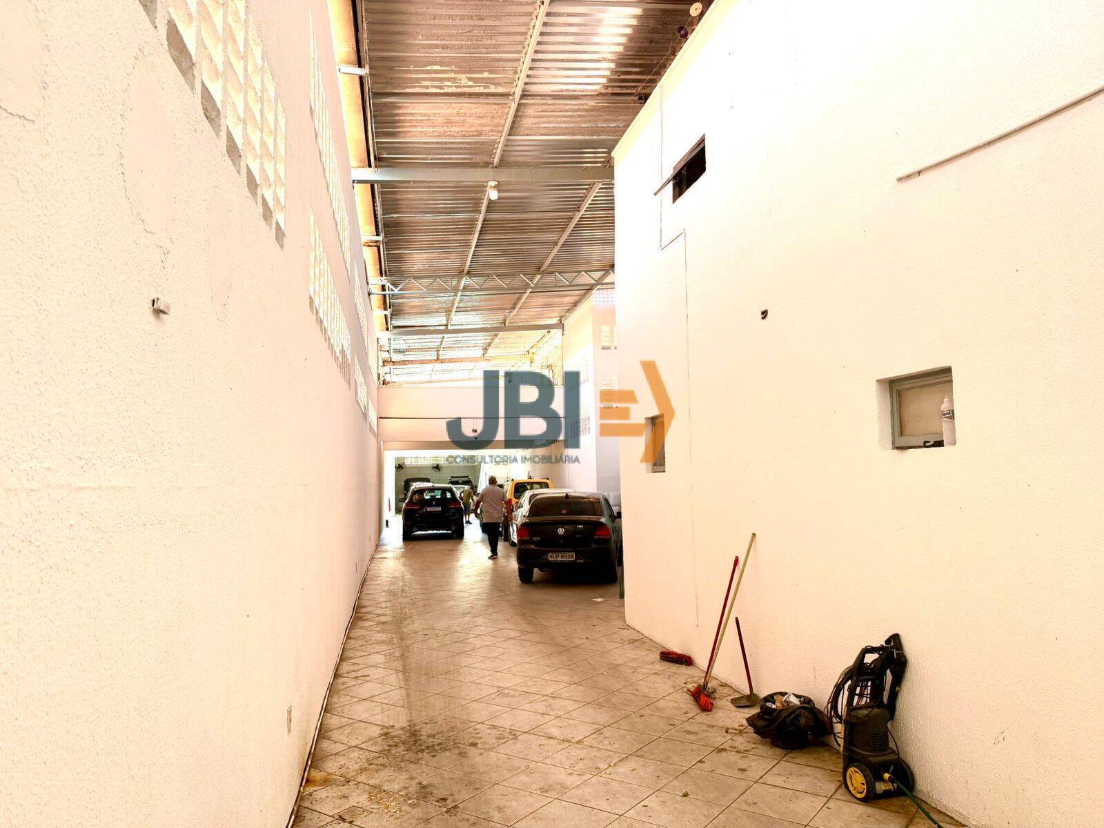 Depósito-Galpão, 242 m² - Foto 3