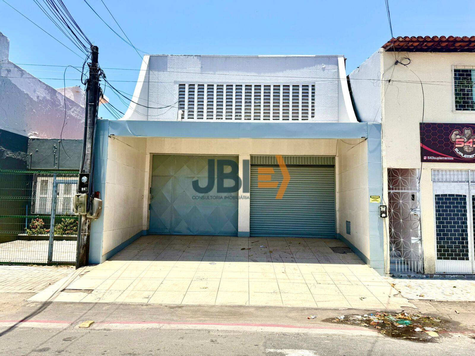 Depósito-Galpão, 242 m² - Foto 1