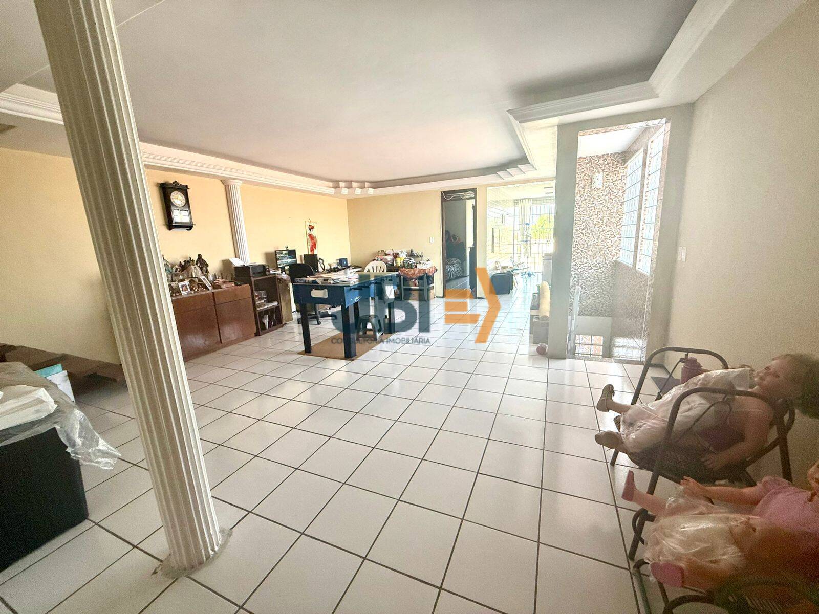 Casa, 5 quartos, 270 m² - Foto 6
