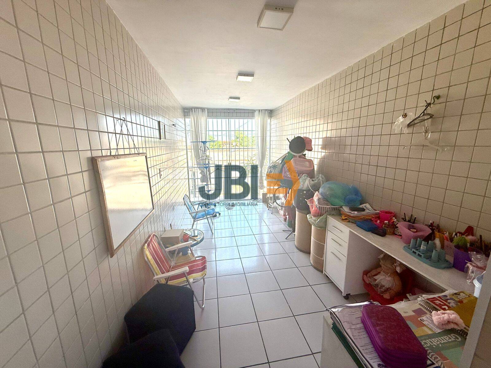 Casa, 5 quartos, 270 m² - Foto 18