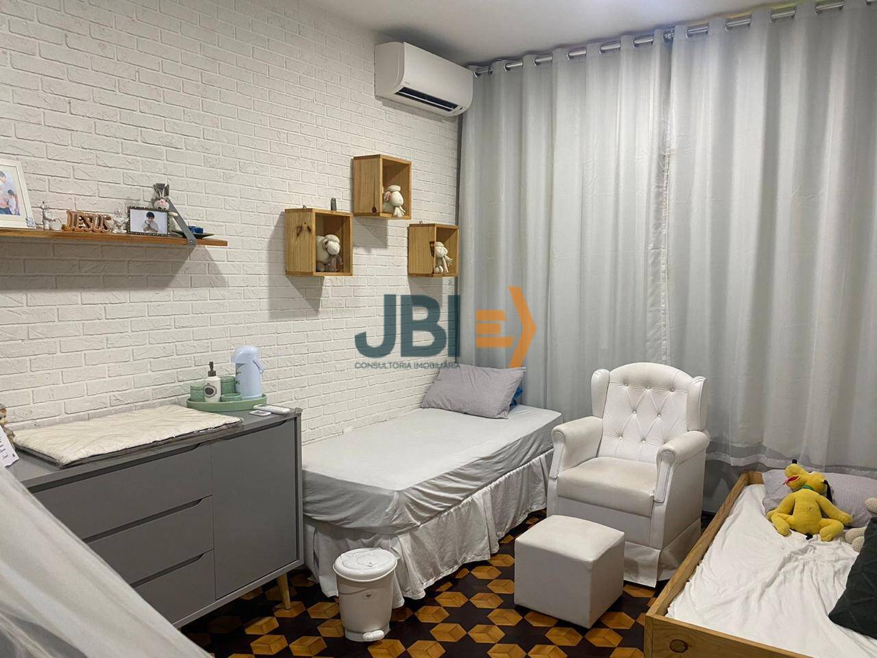 Casa, 4 quartos, 888 m² - Foto 4