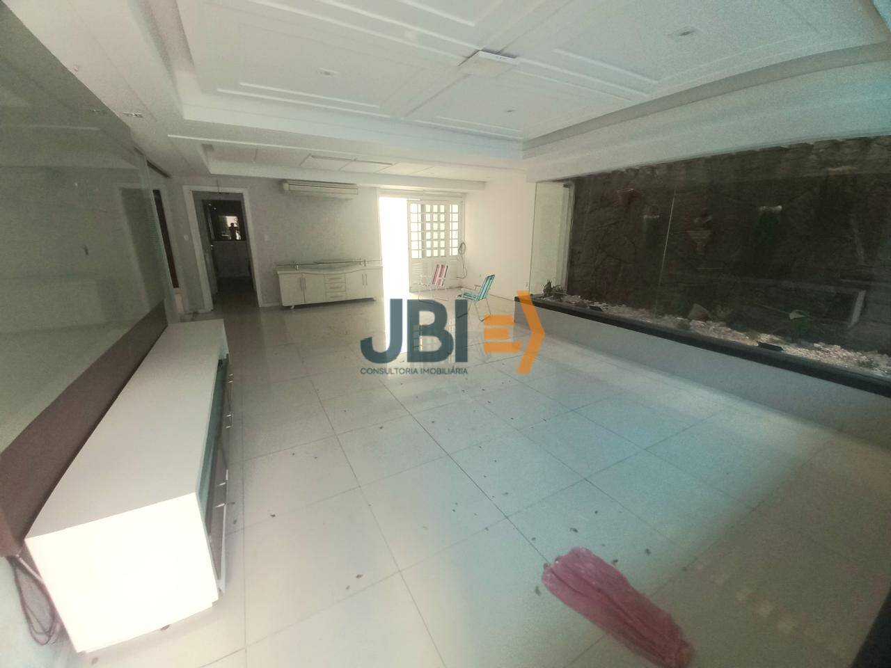 Casa, 5 quartos, 396 m² - Foto 2