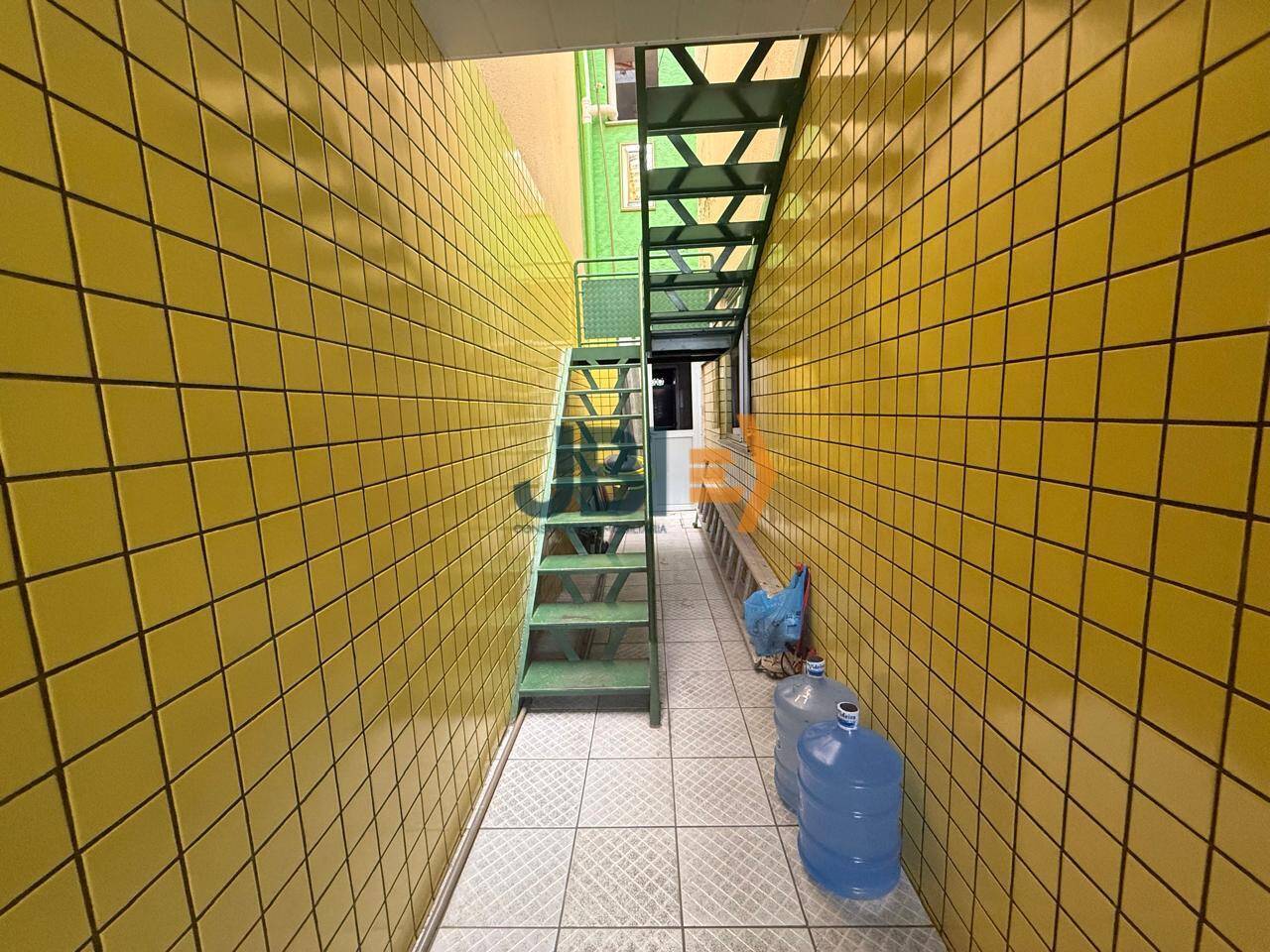 Casa, 5 quartos, 340 m² - Foto 3