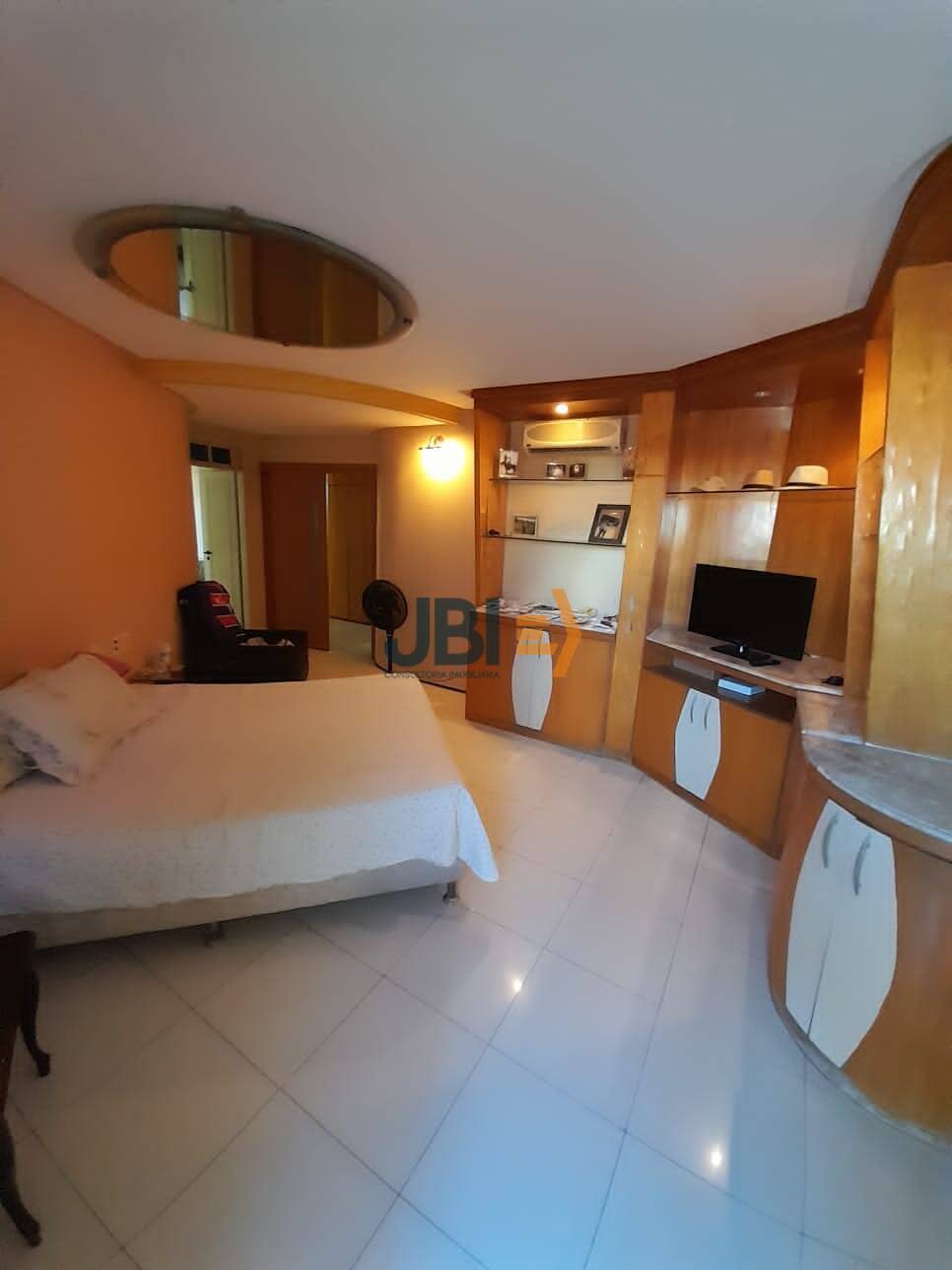 Casa, 4 quartos, 360 m² - Foto 22