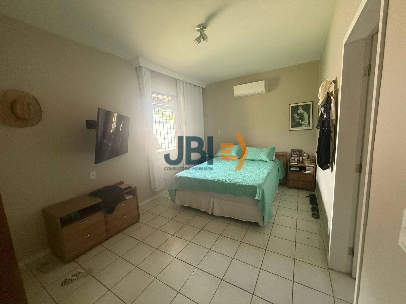 Casa, 4 quartos, 270 m² - Foto 9