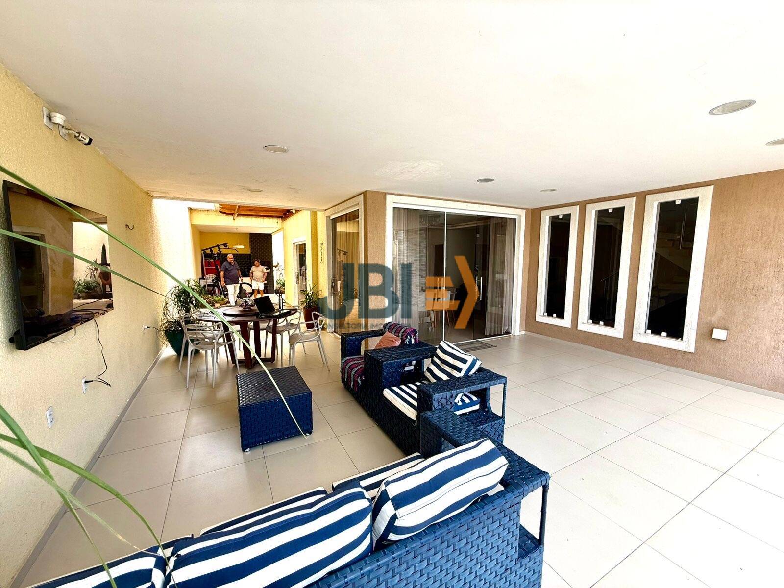 Casa, 3 quartos, 200 m² - Foto 2