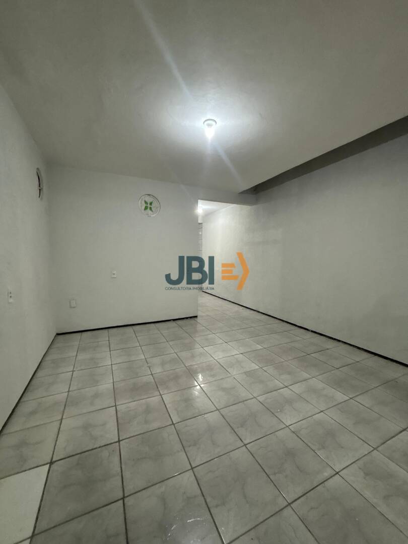 Casa, 6 quartos, 300 m² - Foto 17