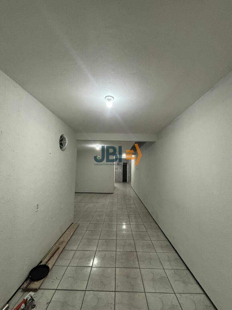 Casa, 6 quartos, 300 m² - Foto 6