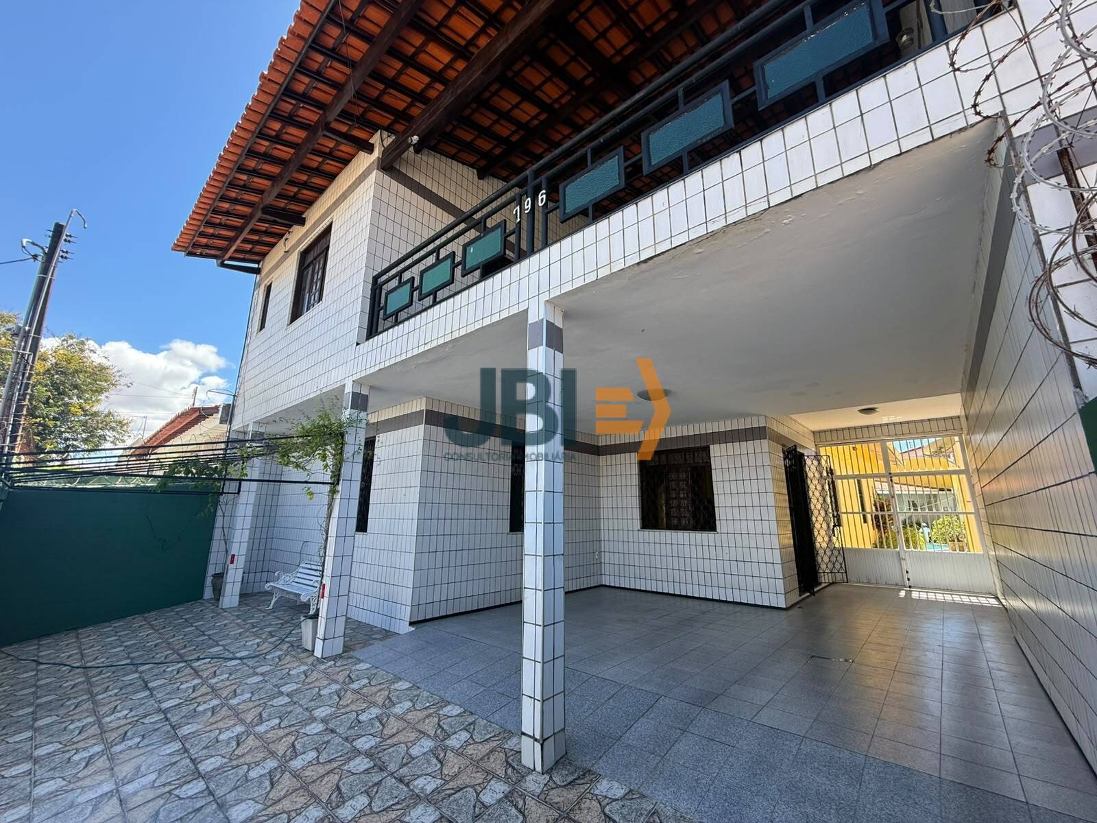 Casa, 4 quartos, 363 m² - Foto 1